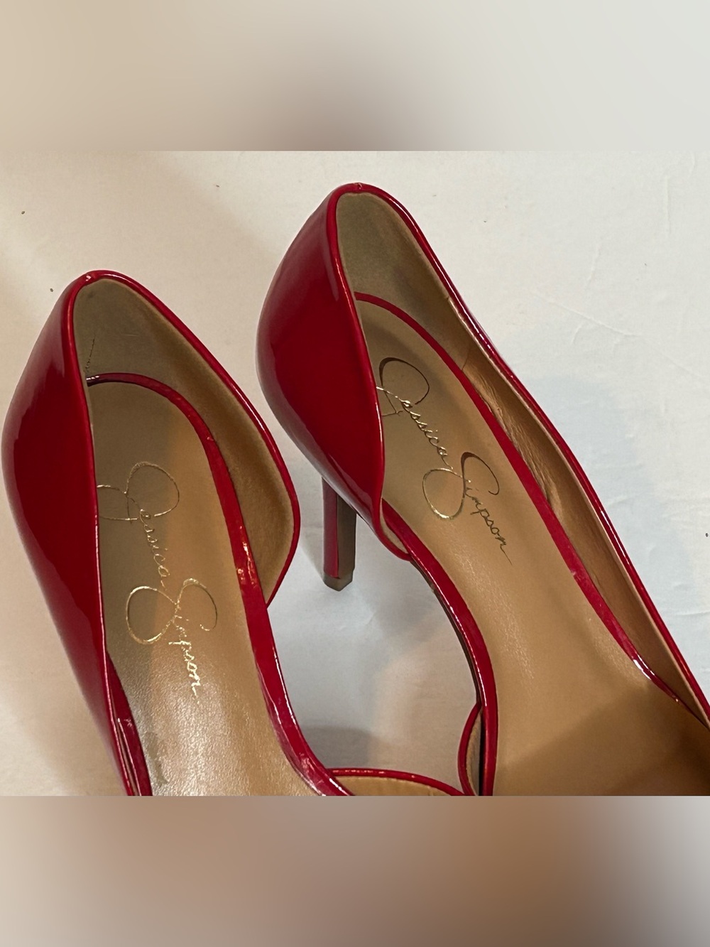 Jessica Simpson Red Patent Pointed-Toe Pumps Heels - Picture 4 of 7